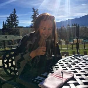 Meet your Posher, Julia